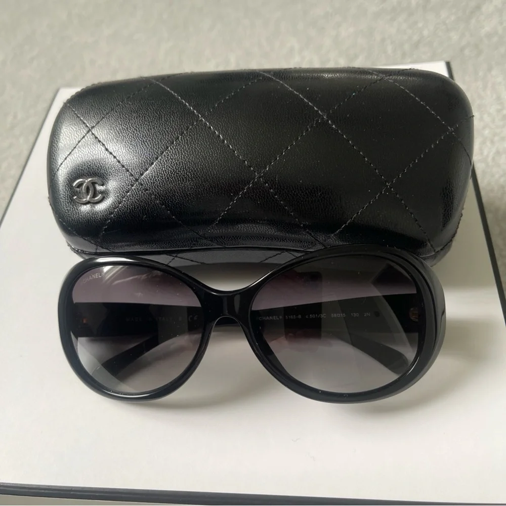 CHANEL absolutely stunning